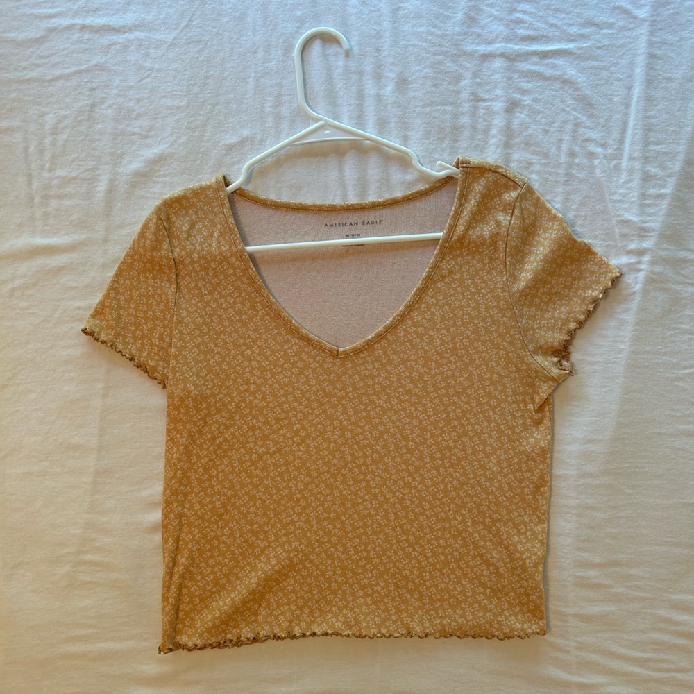 EUC AMERICAN EAGLE CROPPED BABY TEE